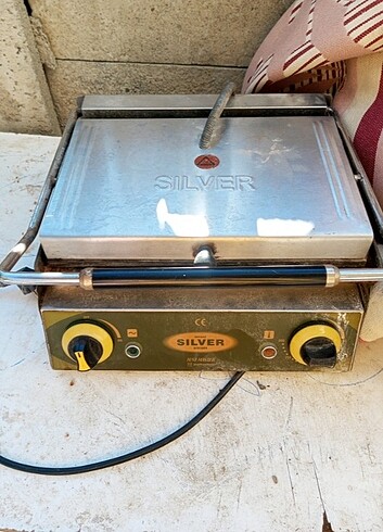 Sanayi tipi tost makinesi 