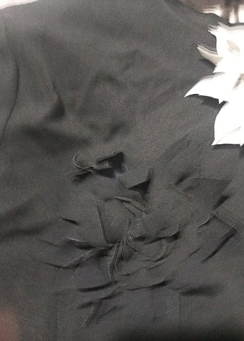 Siyah Fırfırlı Gotik Çiçek Broş - Görsel 4