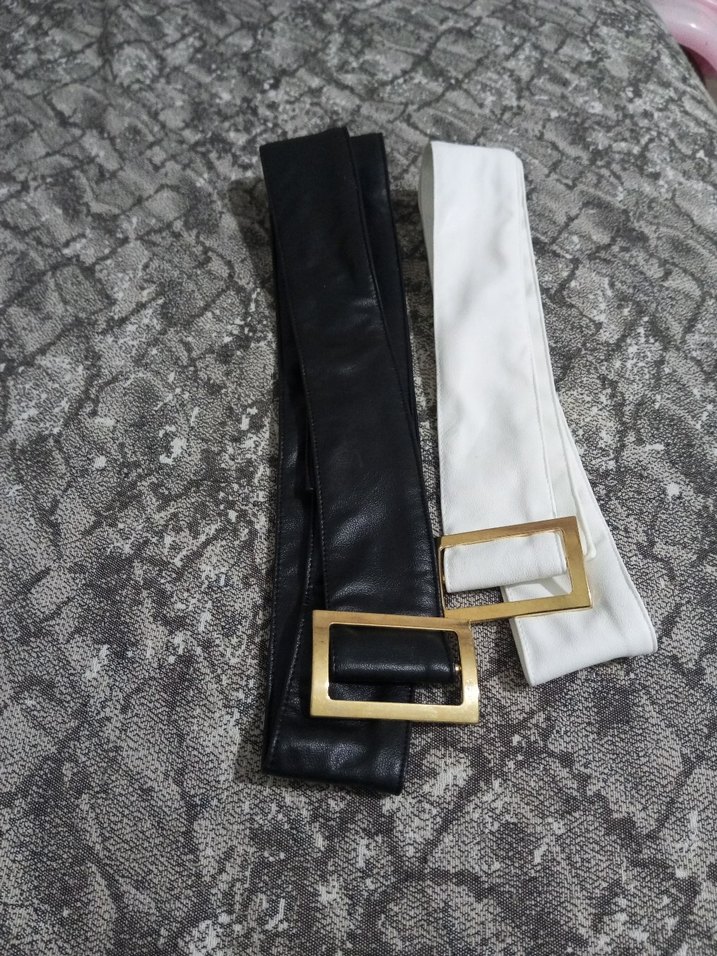 Altın Tokalı Beyaz ve Siyah Deri Kadın Kemer - Görsel 2
