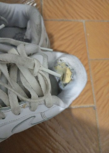 Beyaz Minimalist Kadın Spor Ayakkabı - Görsel 4