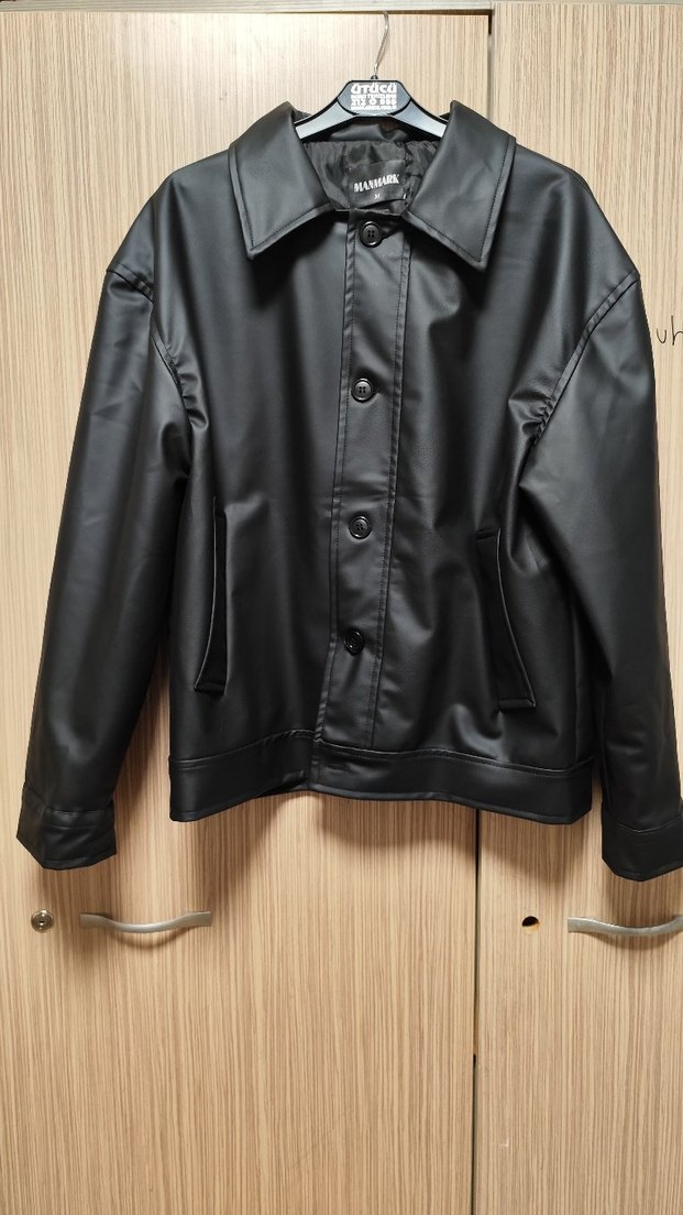 Düğmeli Siyah Deri Kadın Ceket - Görsel 3