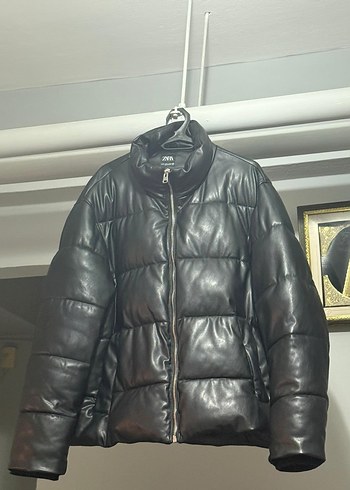 Zara Siyah Deri Erkek Mont