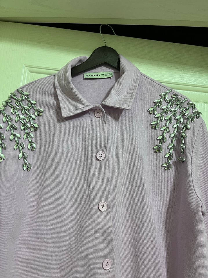 Düğmeli, Nakışlı Mor Kadın Gömlek - Görsel 3