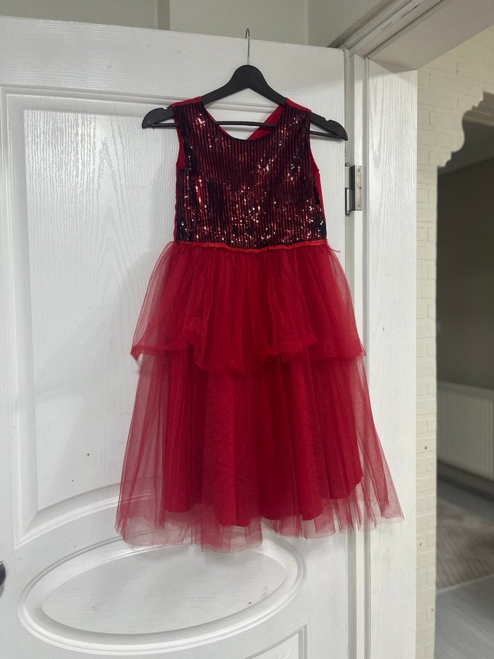 Kızlar için Kırmızı Gotik Fırfırlı Elbise - Görsel 2