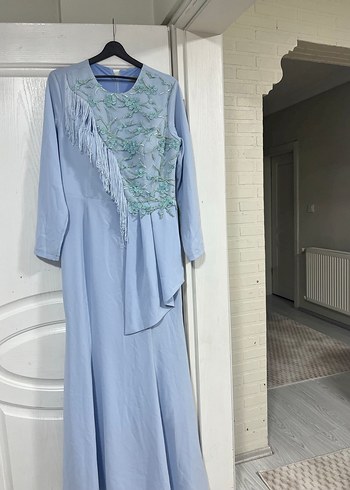 Mavi Nakışlı Uzun Kollu Kadın Abiye Elbise - Görsel 5