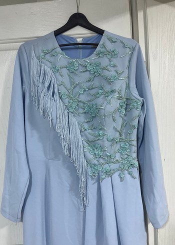 Mavi Nakışlı Uzun Kollu Kadın Abiye Elbise - Görsel 2