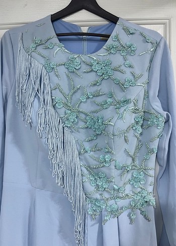 Mavi Nakışlı Uzun Kollu Kadın Abiye Elbise - Görsel 9