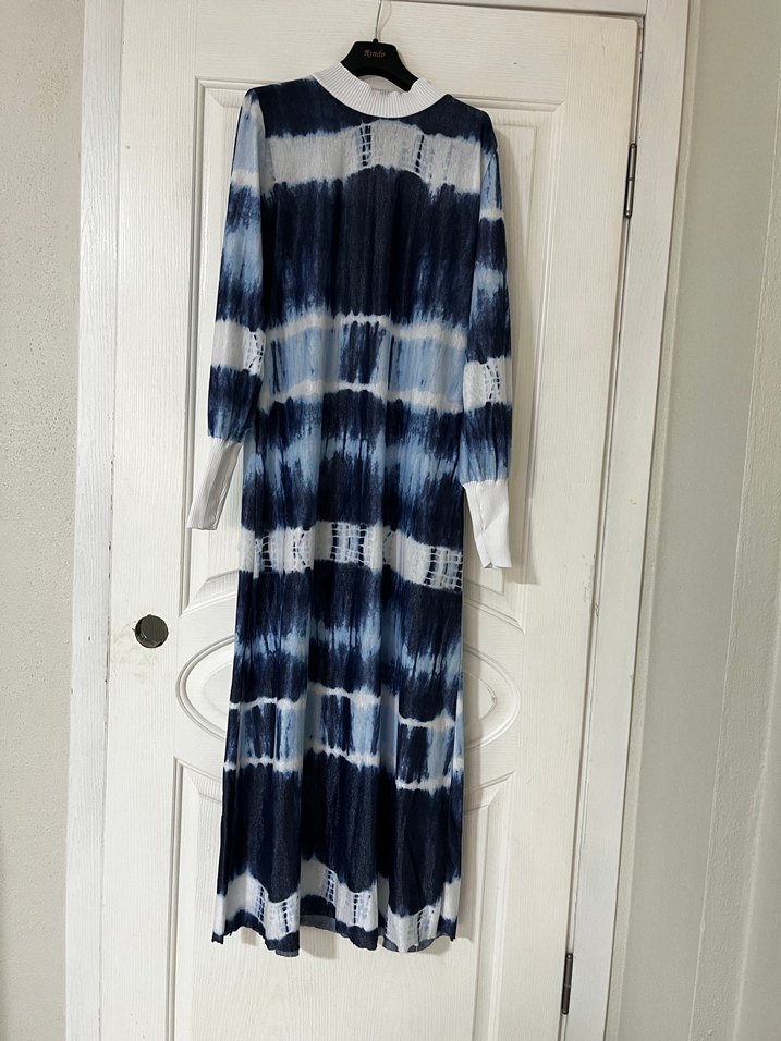 Mavi Batik Desenli Kadın Kısa Triko Kazak - Görsel 3