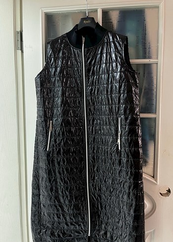 Siyah Uzun Fermuarlı Kadın Yelek - Görsel 2