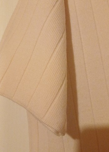 Bej V Yaka Kısa Kollu Uzun Triko Elbise - Görsel 3