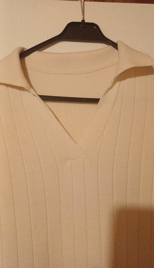 Bej V Yaka Kısa Kollu Uzun Triko Elbise - Görsel 2