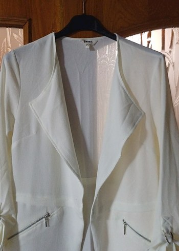 Drapeli Beyaz Midi Kadın Blazer Ceket - Görsel 2