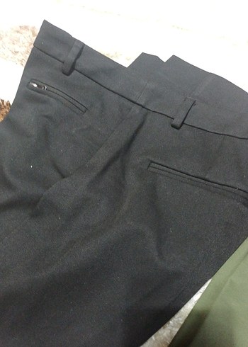 Kadın Kısa Kumaş Pantolon -  2 adet Haki  1 siyah - Görsel 5