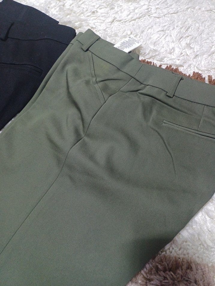 Kadın Kısa Kumaş Pantolon -  2 adet Haki  1 siyah - Görsel 4