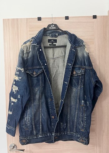 Düğmeli, Salaş Kesim Kadın Denim Ceket