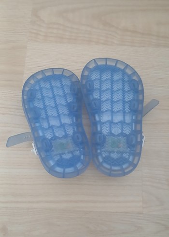 28 Beden Gezer Işıklı Çocuk Sandalet 28-29 Numara