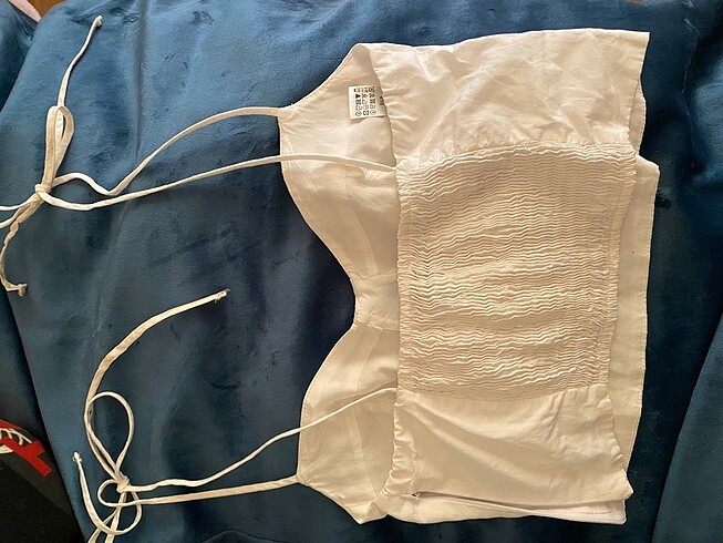 Bershka keten fermuarlı crop