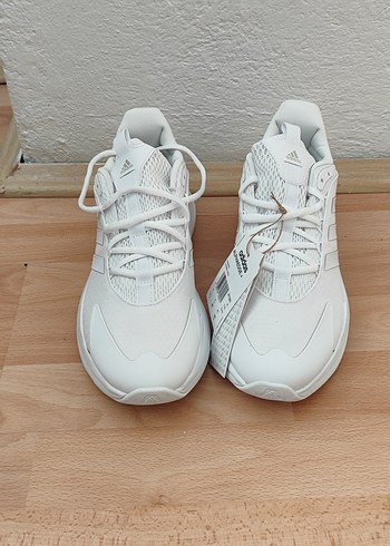 Adidas AlphaEdge Ayakkabı ORJİNAL - Görsel 3