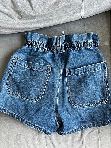 Pull and Bear Şort