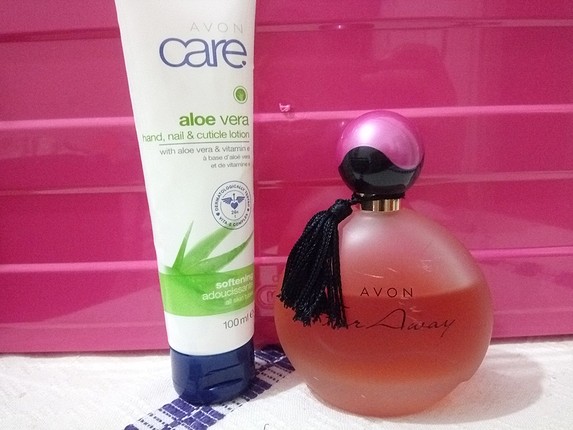 avon far away ve avon aloe vera hand,nail and body lotion