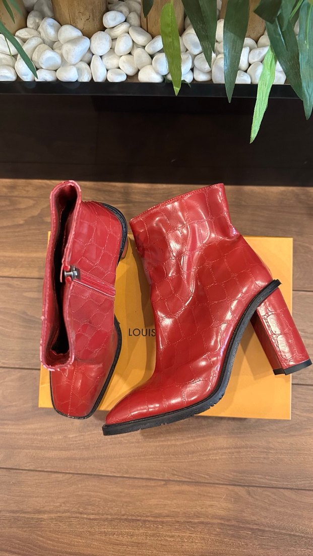 Kırmızı Deri Kadın Topuklu Botlar - Görsel 4