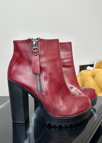 Kırmızı Deri Fermuarlı Kadın Topuklu Bot - Görsel 5
