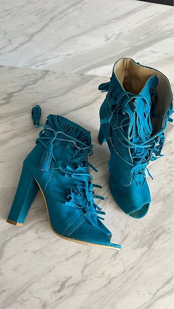 Yazlık bootie