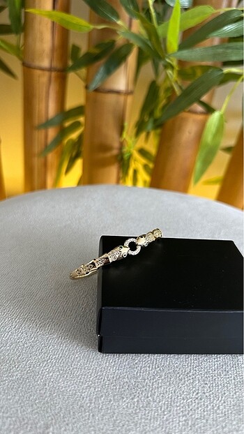 Beden No28 bvlgari serpenti