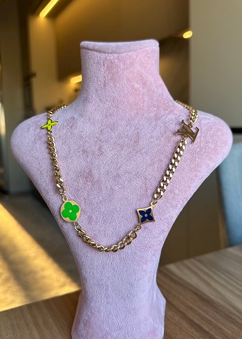 Louis Vuitton No148 louis vuitton chain