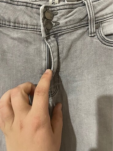 40 Beden gri Renk Kısa pantolon