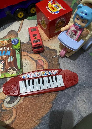 Renkli Oyuncak Seti - Kamyon, Piyano ve Kitap - Görsel 2