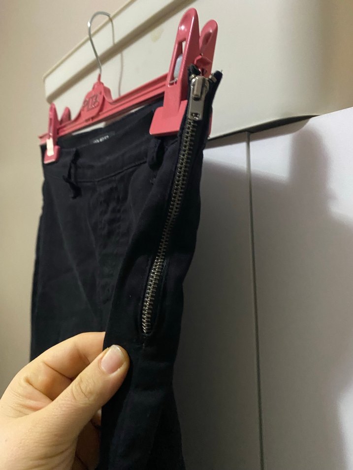 Siyah Dar Kesim Midi Kadın Pantolon - Görsel 3