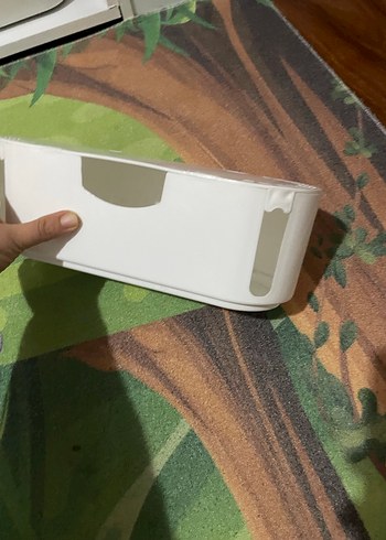 Beyaz Plastik kablo düzenleyıcı - Görsel 2