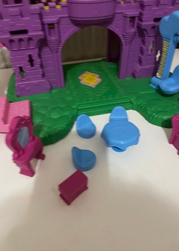 Mor ve Sarı Renkli Oyuncak Kale Seti - Görsel 5