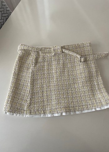 Beyaz Kemerli Mini Etek - Görsel 2