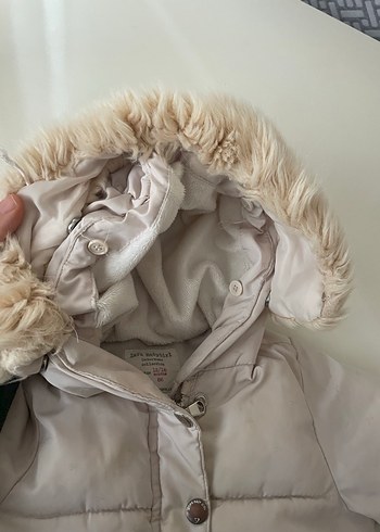 Kız Çocuk Bej Kürklü Kapüşonlu Mont - Görsel 6