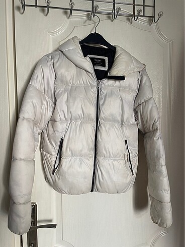 Bershka mont