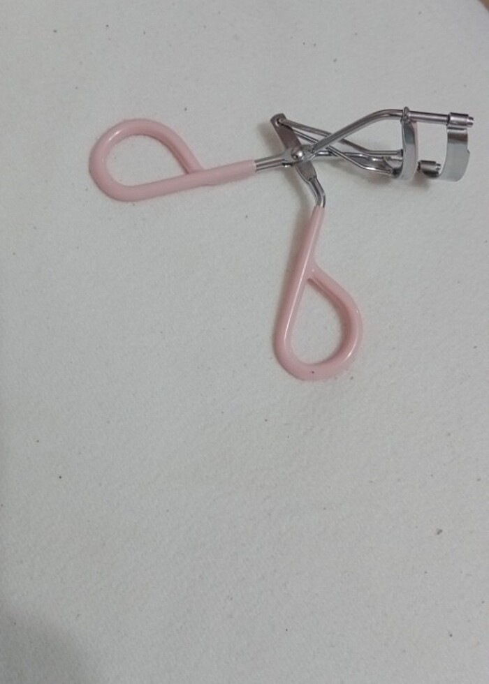 Kirpik kıvırma aparatı - Görsel 2