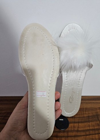 Beyaz Tüylü Yeni Gelin Terliği - Görsel 3