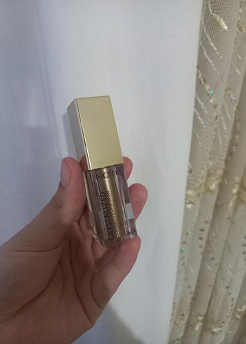 Parlak Altın likit far - Görsel 3