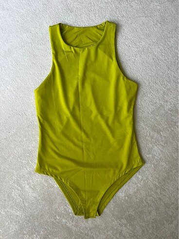 Halter yaka Body