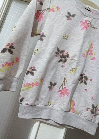 7 Yaş Beden Kız Çocuk Uzun Kollu Sweatshirt