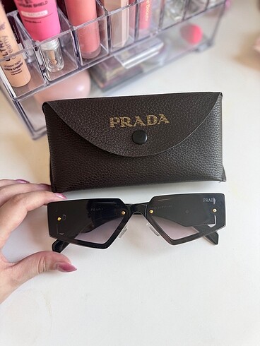 Prada Güneş gözlüğü Polarize cam UV400 Koruma