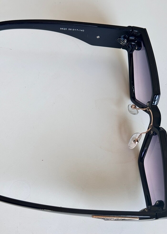 Prada Güneş gözlüğü Polarize cam UV400 Koruma - Görsel 4