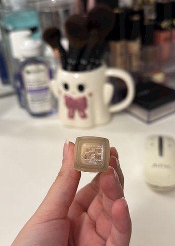 Chanel Yeni Formül Kapatıcı B30 - Görsel 2