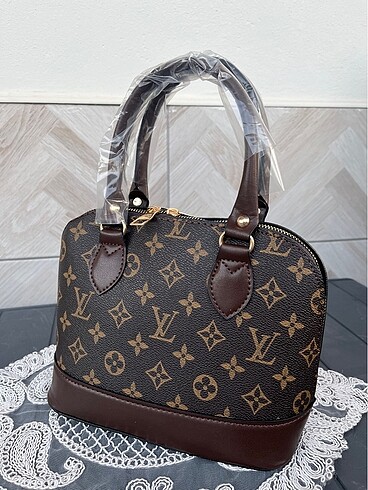 Louis Vuitton Çanta