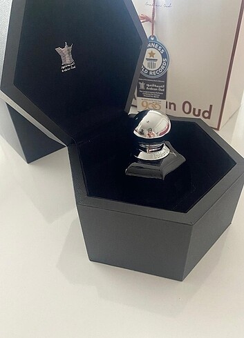 Diğer Arabian Oud parfum 