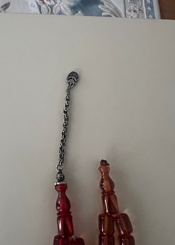 Koyu Kırmızı Erkek Tesbih 2 adet fiyatı
Gümüş püskürlü katalina - Görsel 3