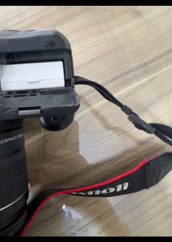 Canon EOS 650D Dijital Fotoğraf Makinesi Siyah
Hatasız çiziksiz - Görsel 13