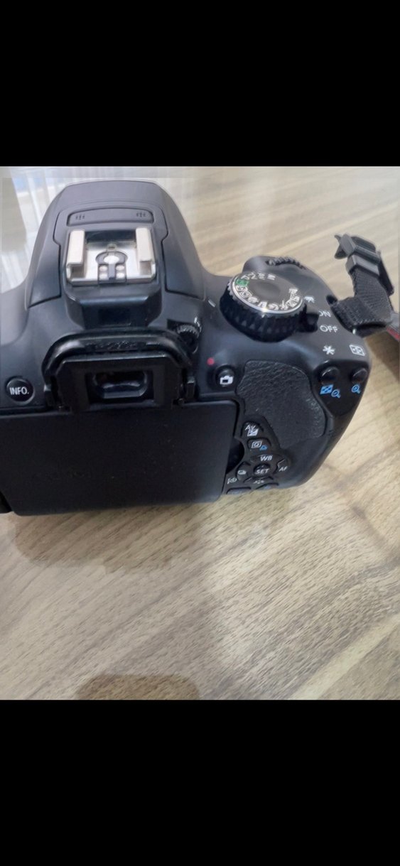 Canon EOS 650D Dijital Fotoğraf Makinesi Siyah
Hatasız çiziksiz - Görsel 5